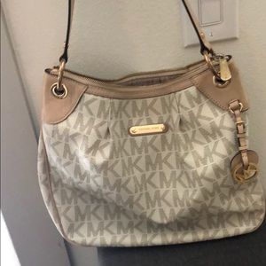 Michael Kors bag with attachable straps